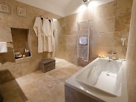 Готель Le Chateau Des Cinq Cantons Карпантра Екстер'єр фото