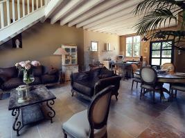 Готель Le Chateau Des Cinq Cantons Карпантра Екстер'єр фото
